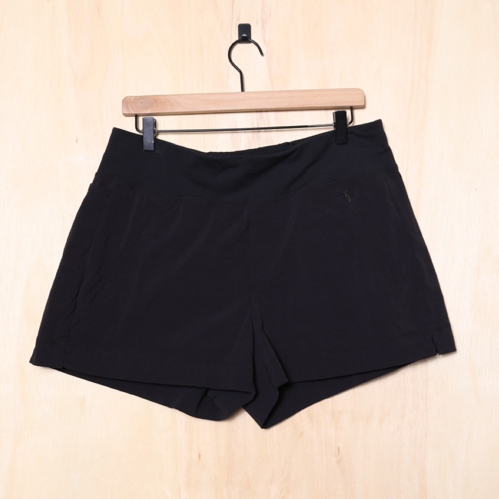 Athleta Trekkie North Short Black Size 14 - Picture 2 of 4